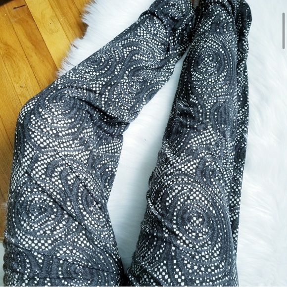 2/$40 Black & Grey Palazzo Wide Leg Pants - Picture 5 of 7
